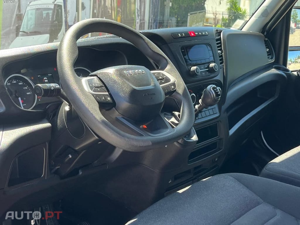 Iveco Daily PLATAFORMA