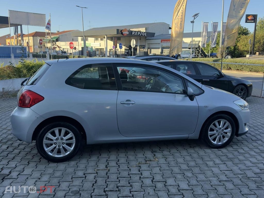 Toyota Auris 2.0 D-4D Exclusive