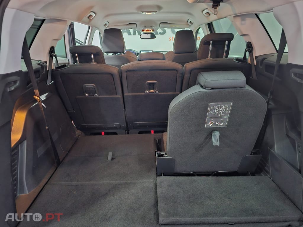 Peugeot 5008 1.5 BlueHDi Allure EAT8