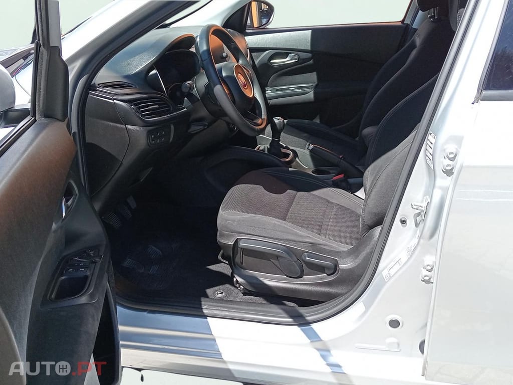 Fiat Tipo 1.3 M-Jet Lounge
