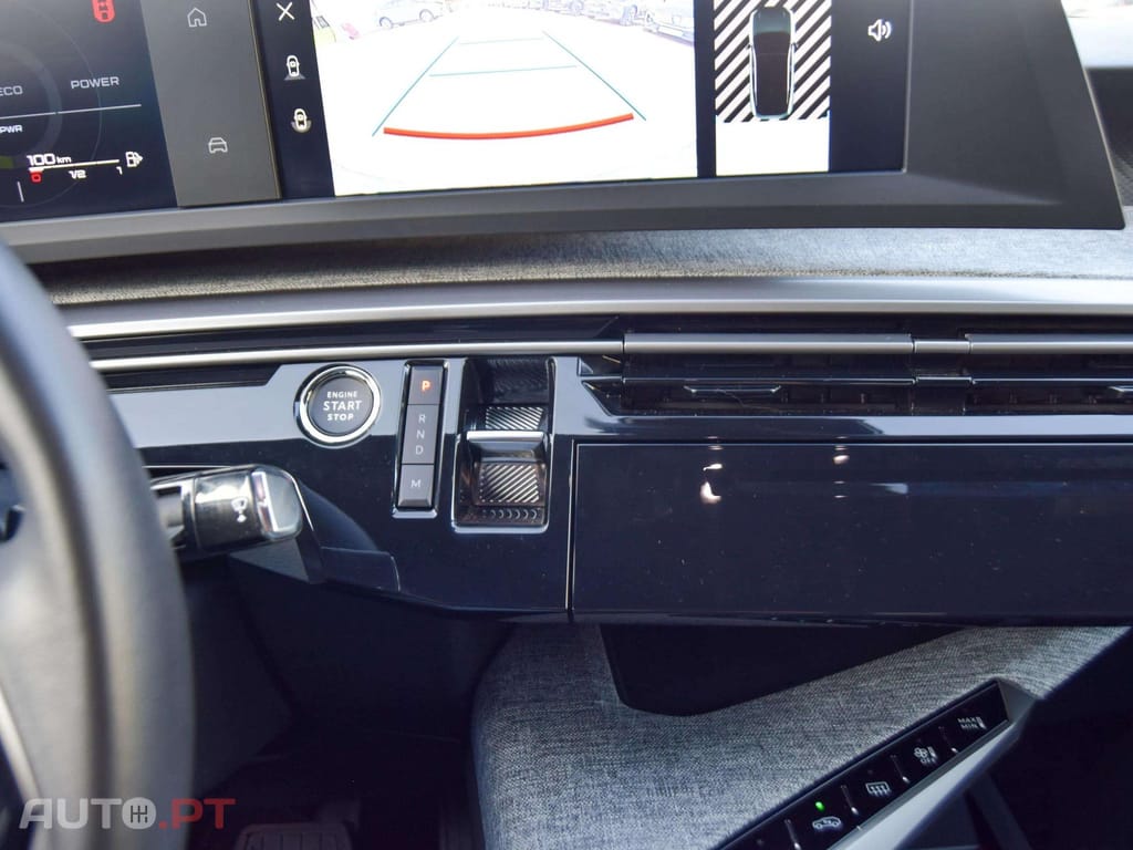 Peugeot 3008 1.2 Hybrid Allure e-DCS6