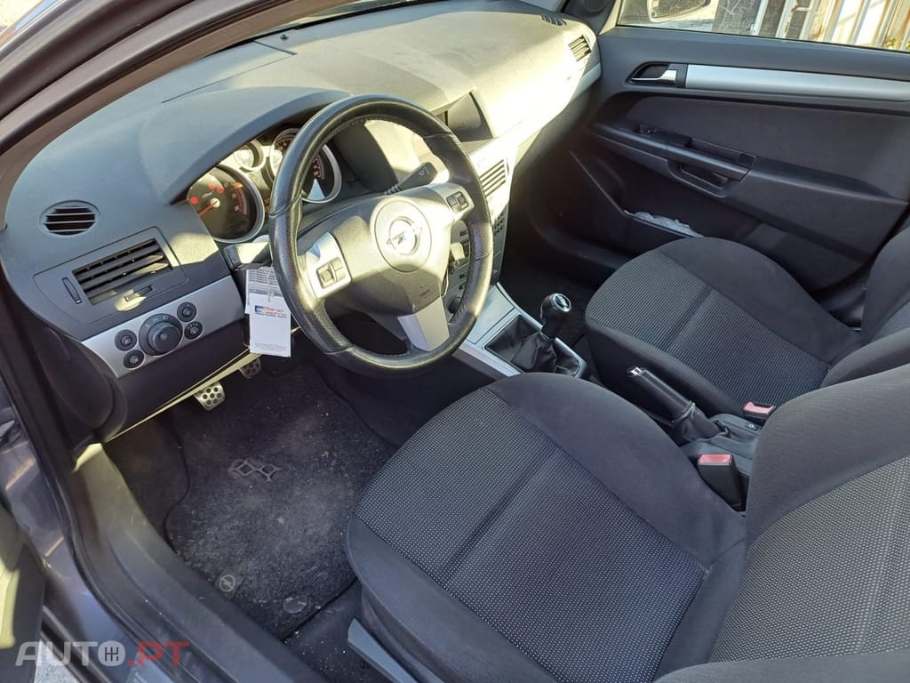 Opel Astra 1.4 Cosmo