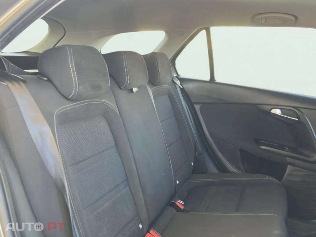 Fiat Tipo 1.6 M-Jet Lounge J17