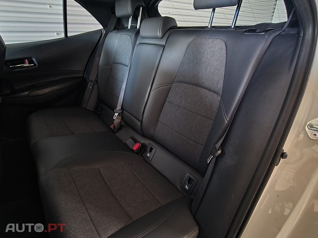 Toyota Corolla 1.8 Hybrid Comfort+P.Sport