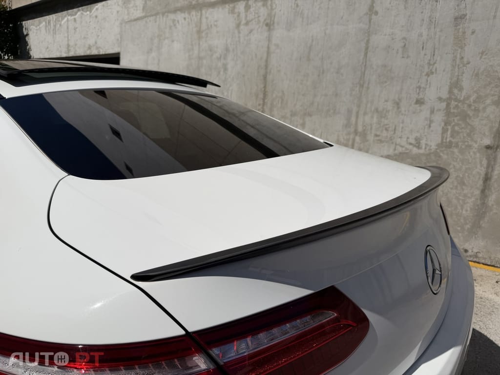 Mercedes-Benz E 220 d AMG Line
