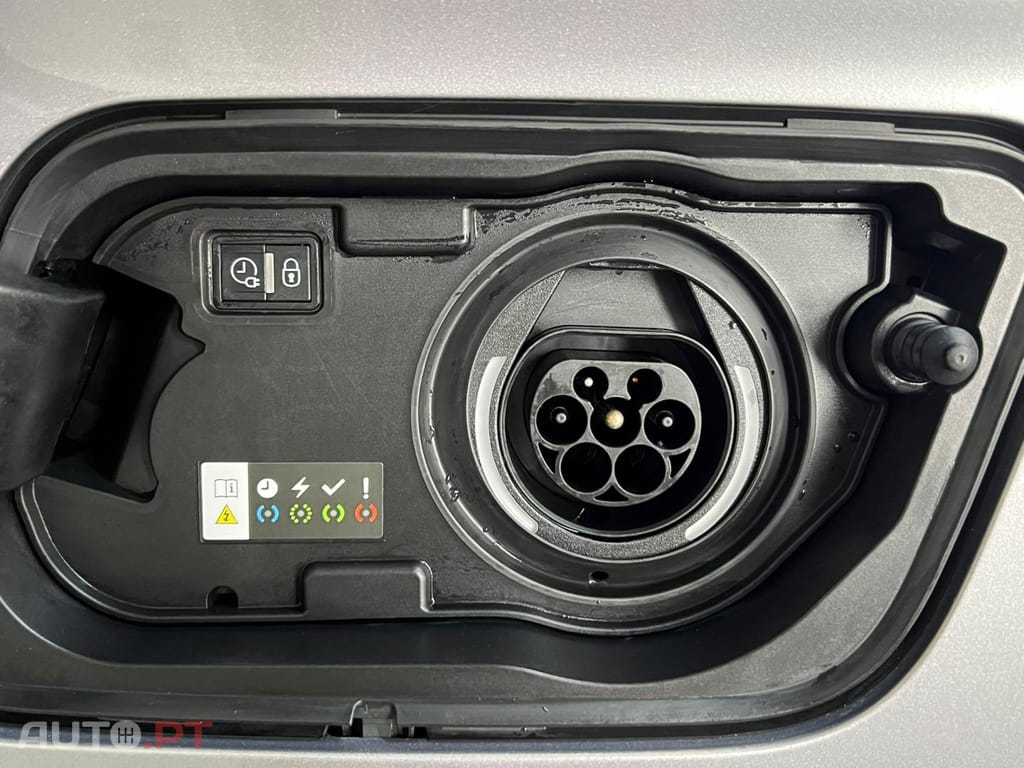 Opel Grandland (X) 1.6 Turbo PHEV 225cv S/S EAT8 FWD
