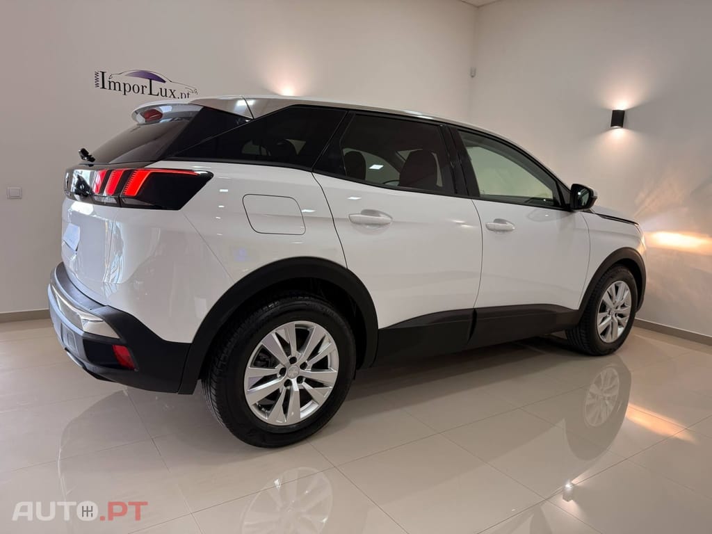 Peugeot 3008 1.5 BlueHDi Active