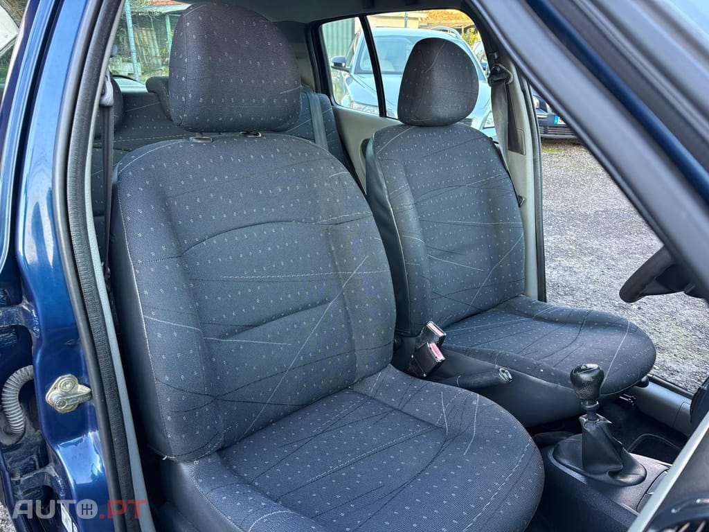 Renault Clio 1.2 16V Expression