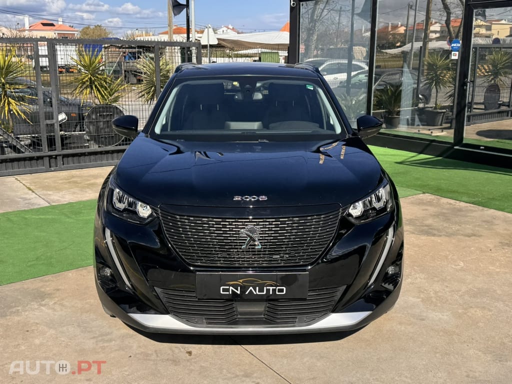 Peugeot E-2008 50 kWh Active Pack