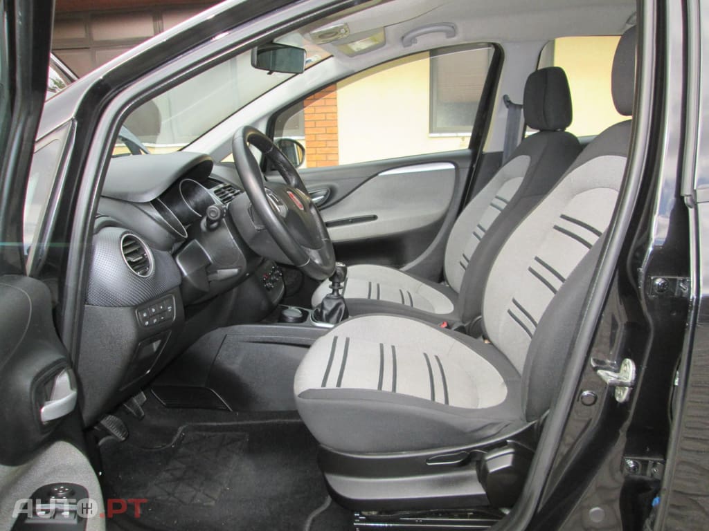 Fiat Punto EVO 1.2i Dynamic S&S