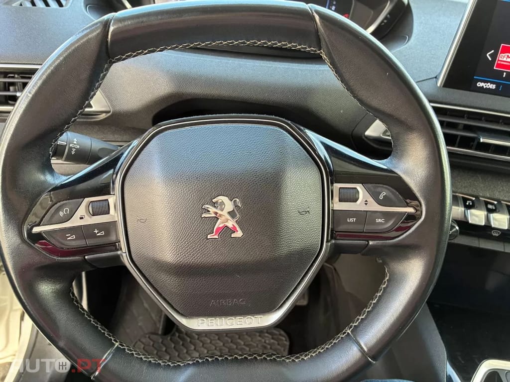 Peugeot 5008 1.5 BlueHDi Allure