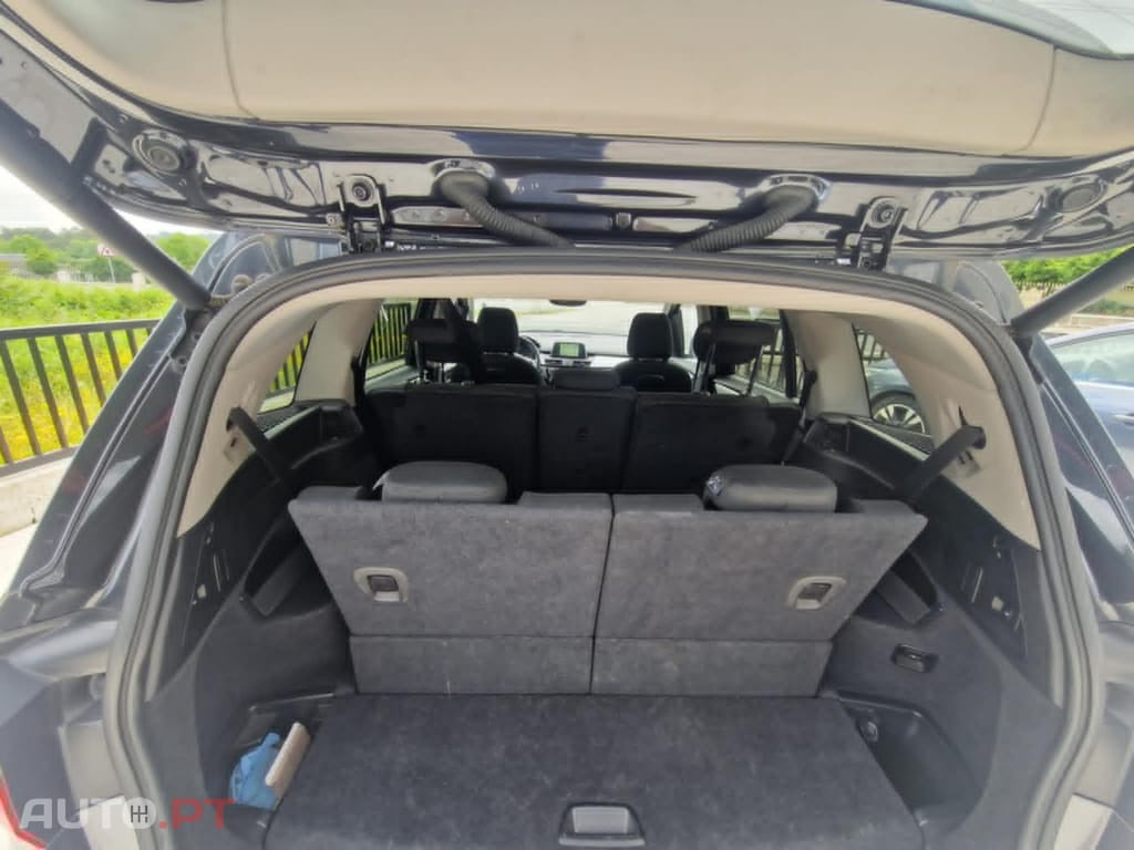 BMW 216 d 7L Advantage Auto