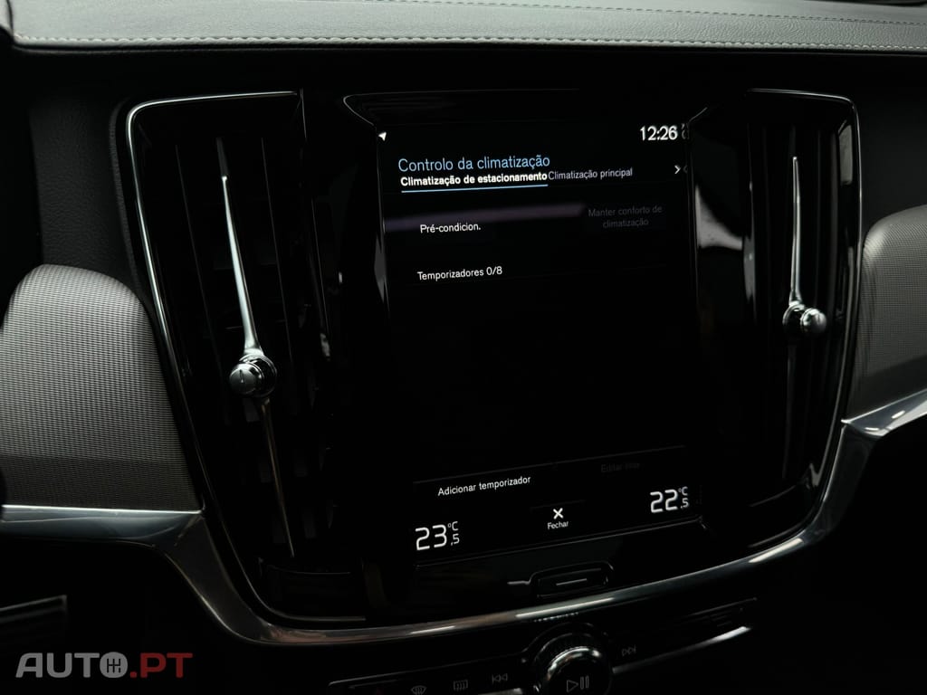 Volvo V90 2.0 T8 PHEV R-Design AWD