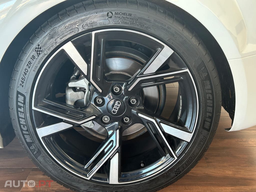 Audi TT 2.0 TFSi S-line