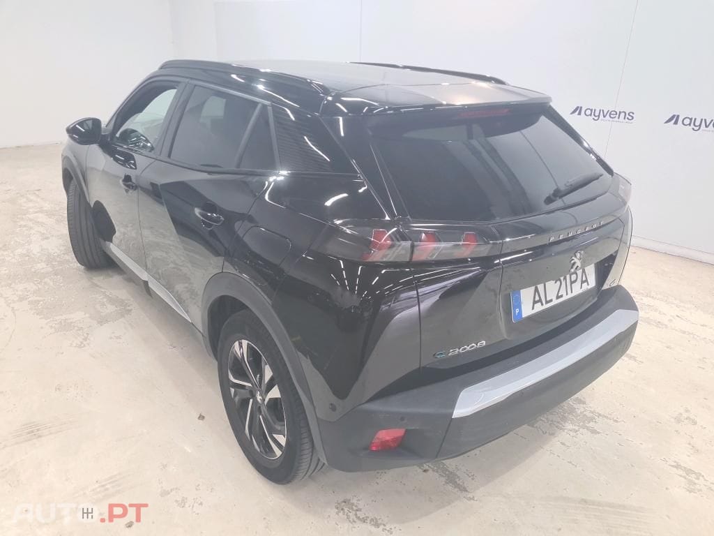 Peugeot E-2008 50 kWh GT