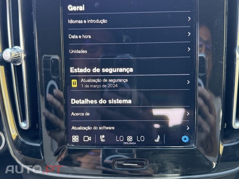 Volvo XC40 2.0 B3 Plus Dark