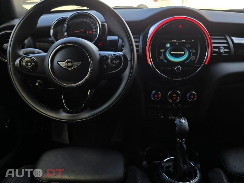 MINI Cooper Cooper D Auto