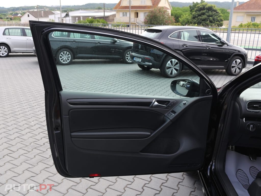Volkswagen Golf VI 2.0 GTi