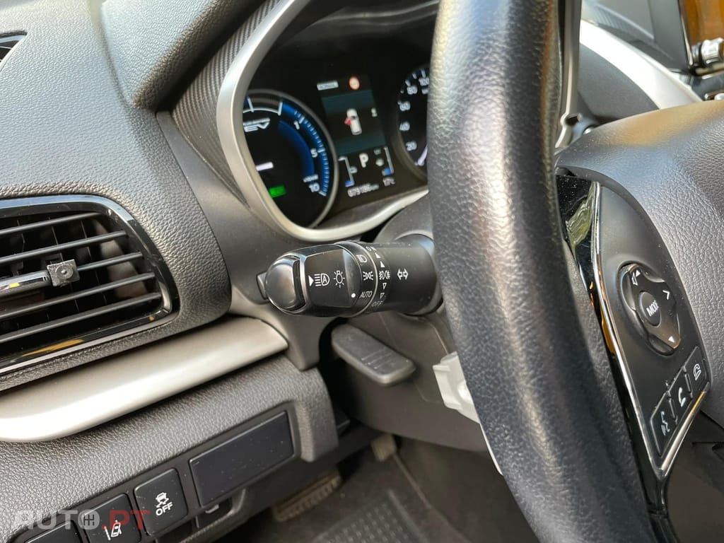 Mitsubishi Eclipse Cross 2.4 Plus Select 4WD hYBRID 