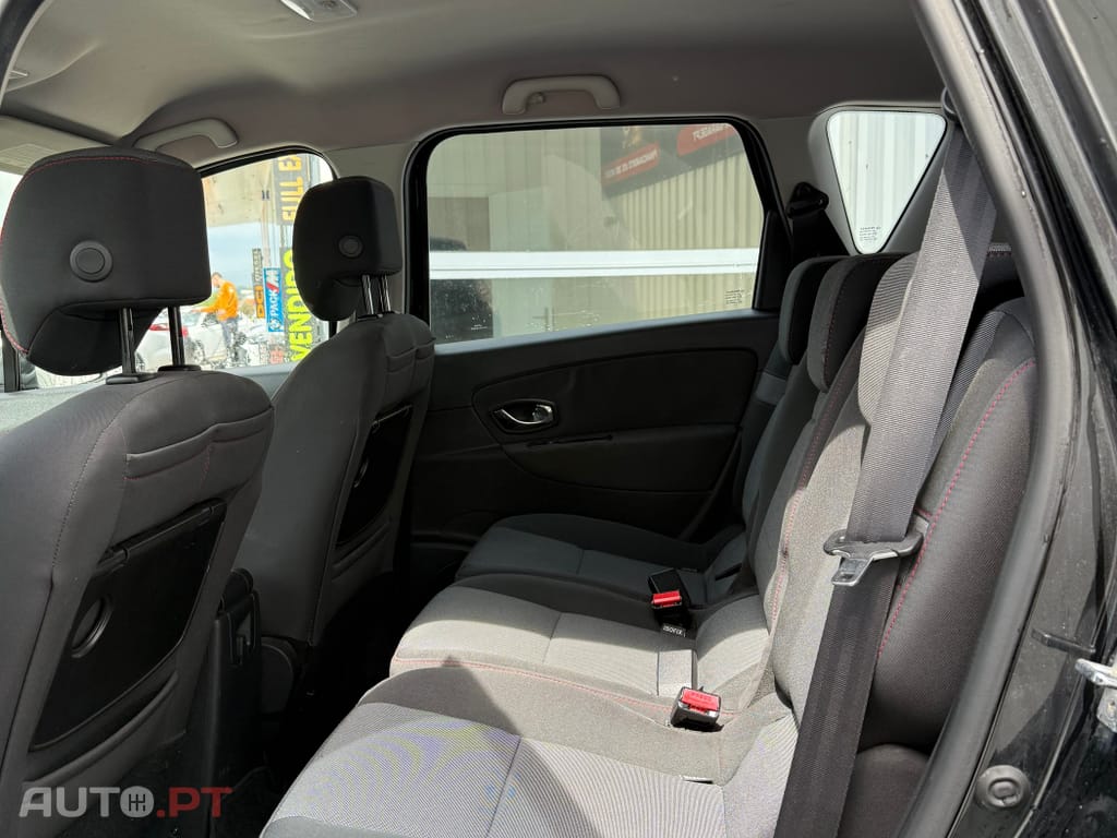 Renault Scénic 1.5 dCi Sport SS