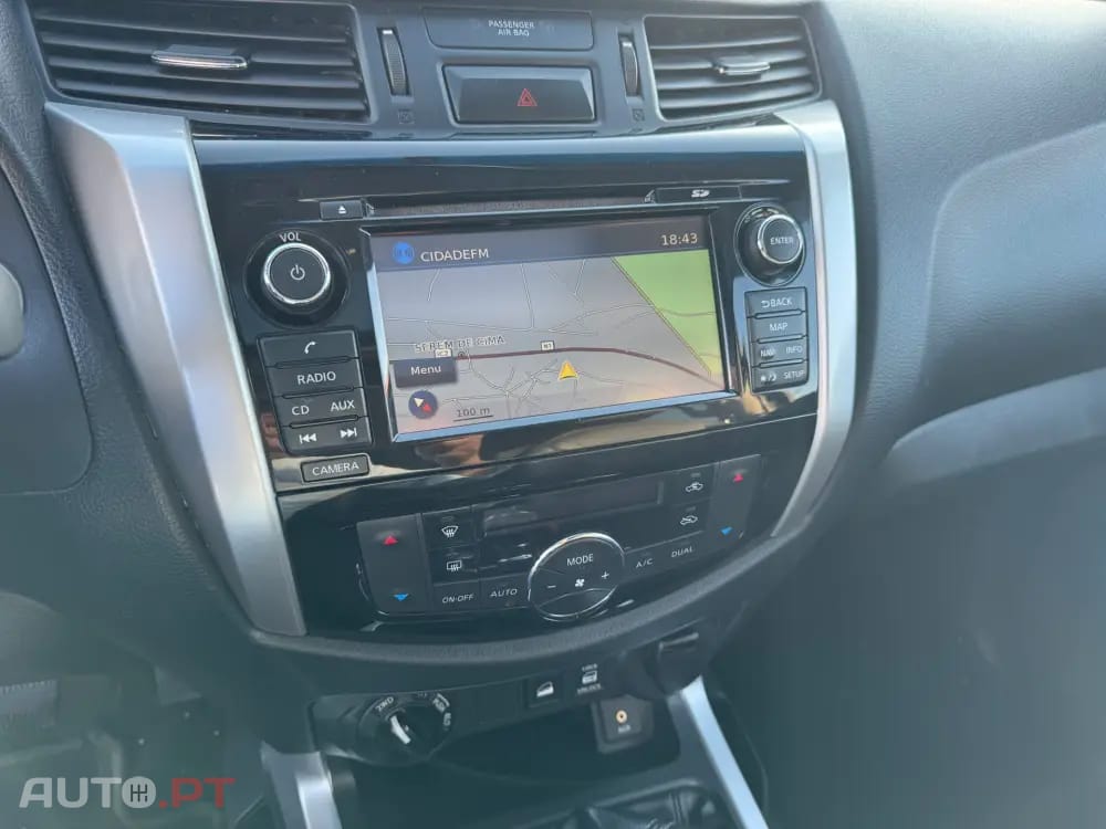 Nissan Navara 2.3 dCi CD 4WD Tekna