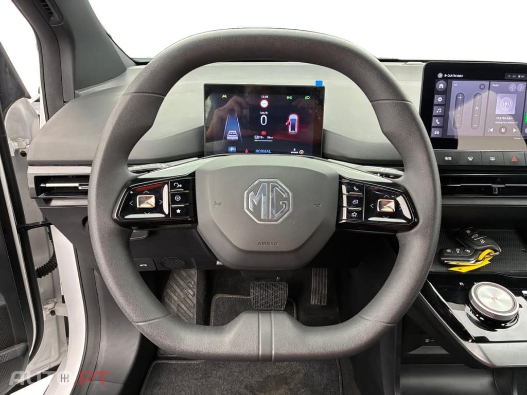 MG MG4 EV Standard 2WD