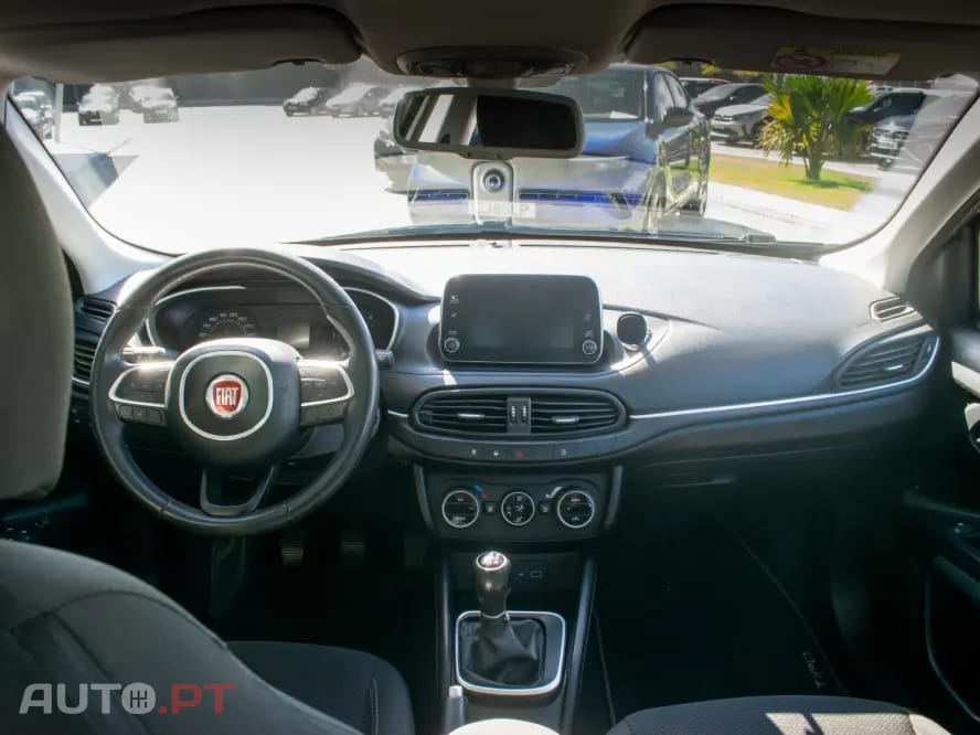 Fiat Tipo 1.3 M-Jet Lounge