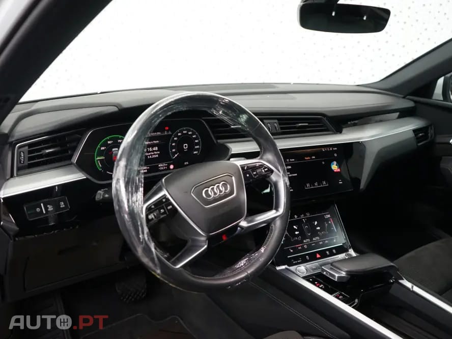 Audi E-Tron 50 quattro S line