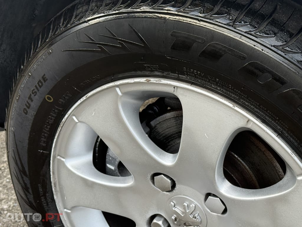 Peugeot 307 1.4 16V Navtech