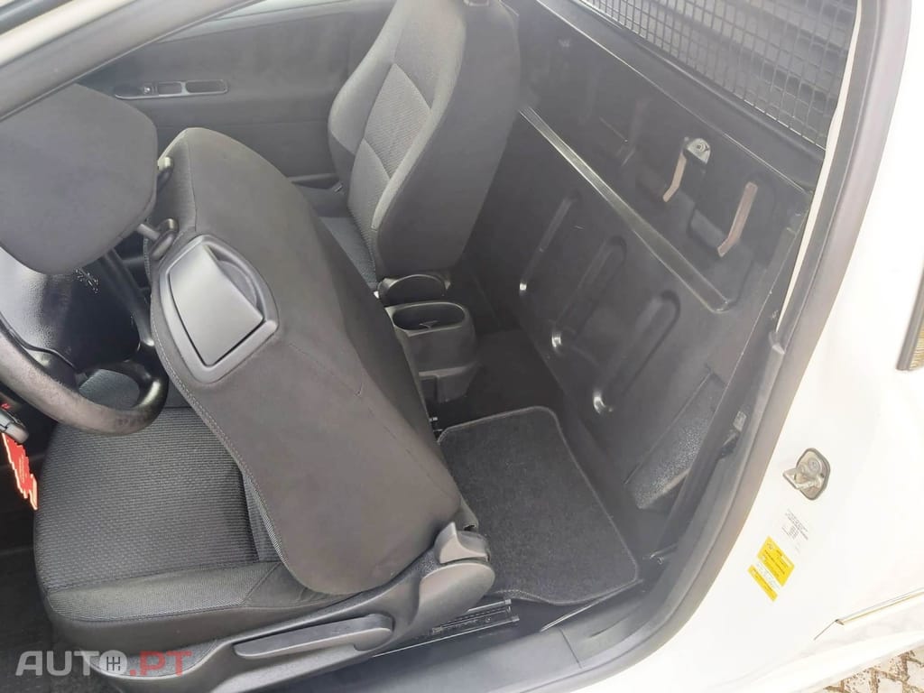 Peugeot 207 1.4 HDI PACK CLIM