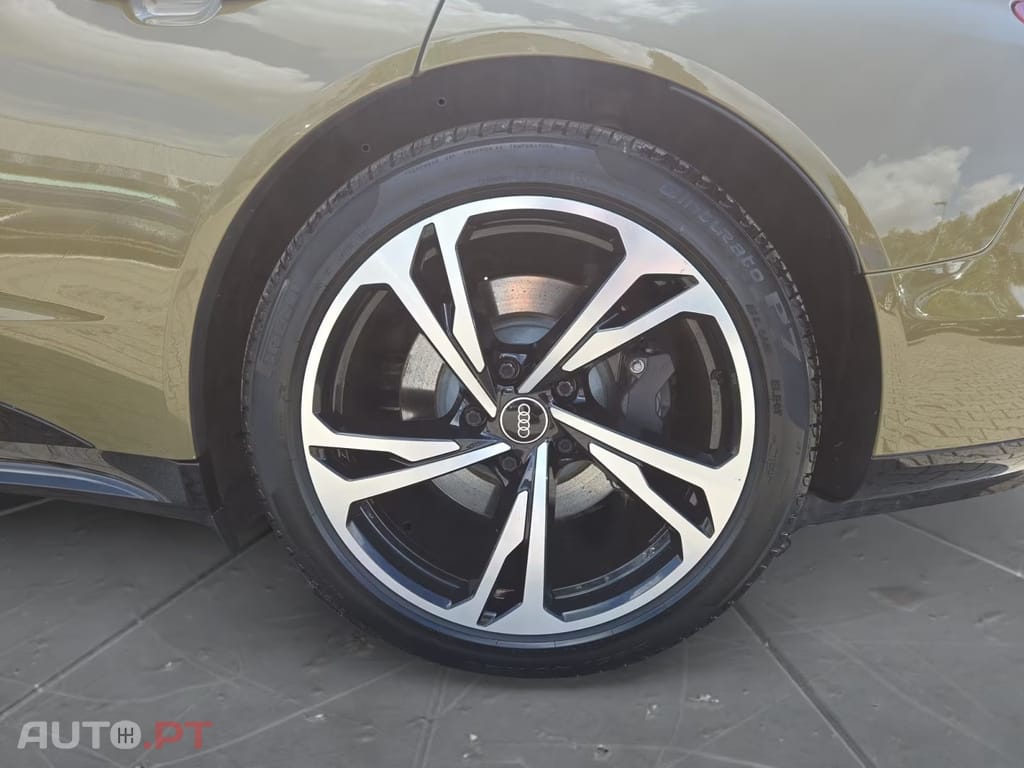 Audi E-Tron GT quattro