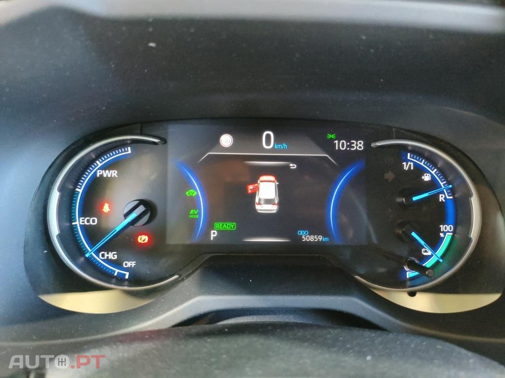 Toyota RAV4 2.5 HDF Lounge AWD-i