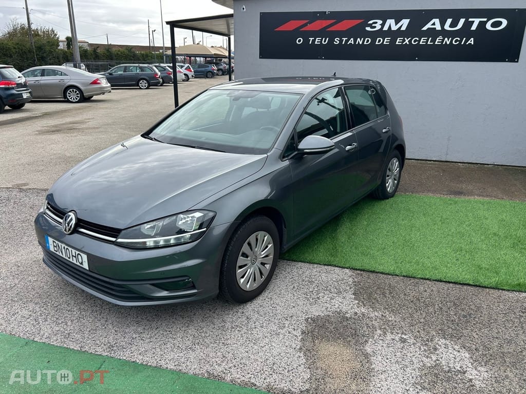 Volkswagen Golf 1.6 TDi Confortline