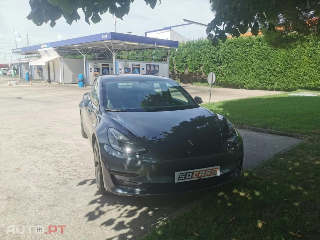 Tesla Model 3 Long Range RWD Business