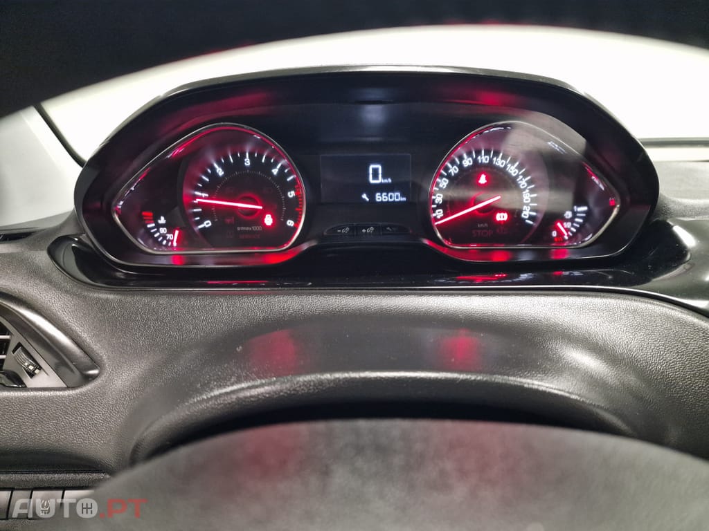 Peugeot 208 1.4 HDi Active