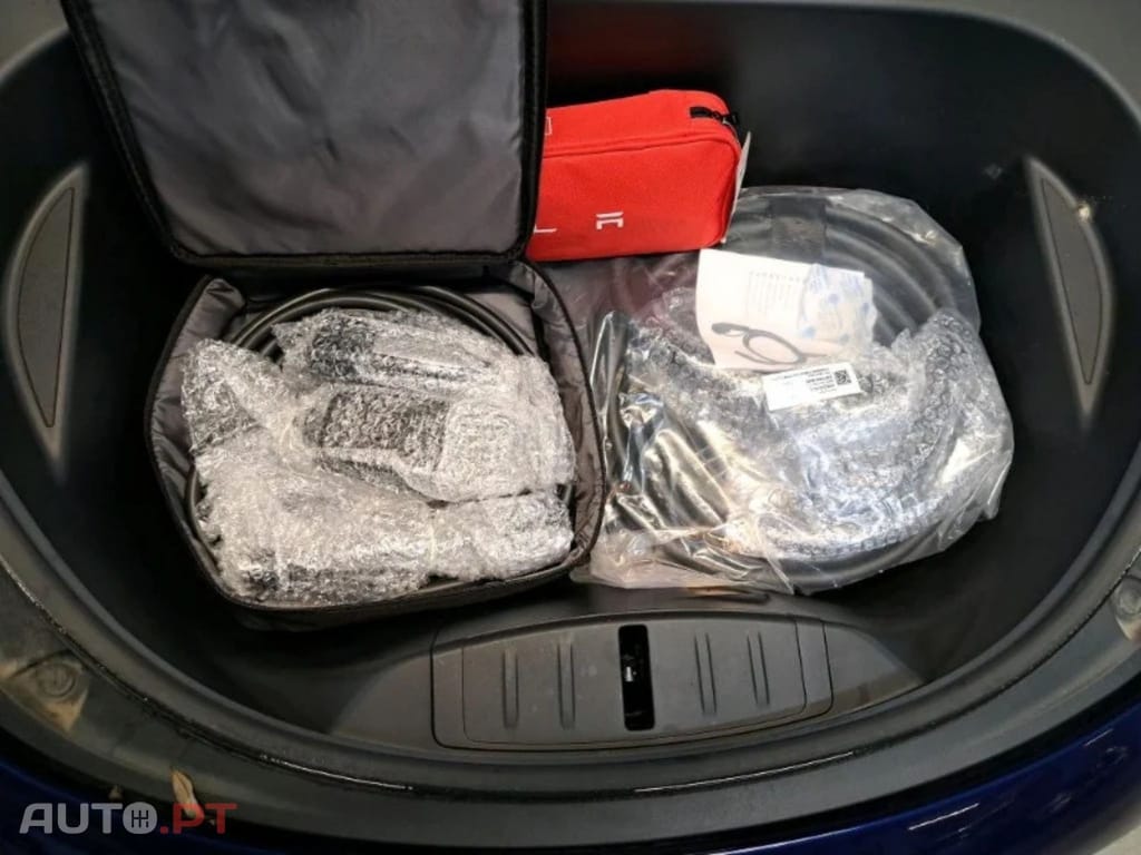 Tesla Model 3 Long Range Dual Motor AWD