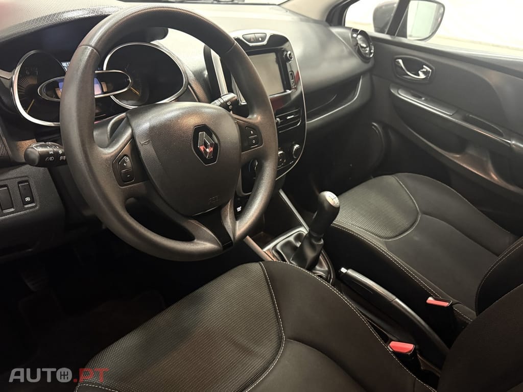 Renault Clio Sport Tourer 0.9 TCe Limited