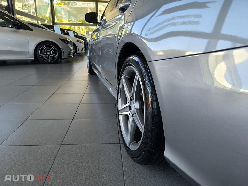 Mercedes-Benz C 300 BlueTEC Hybrid AMG Line