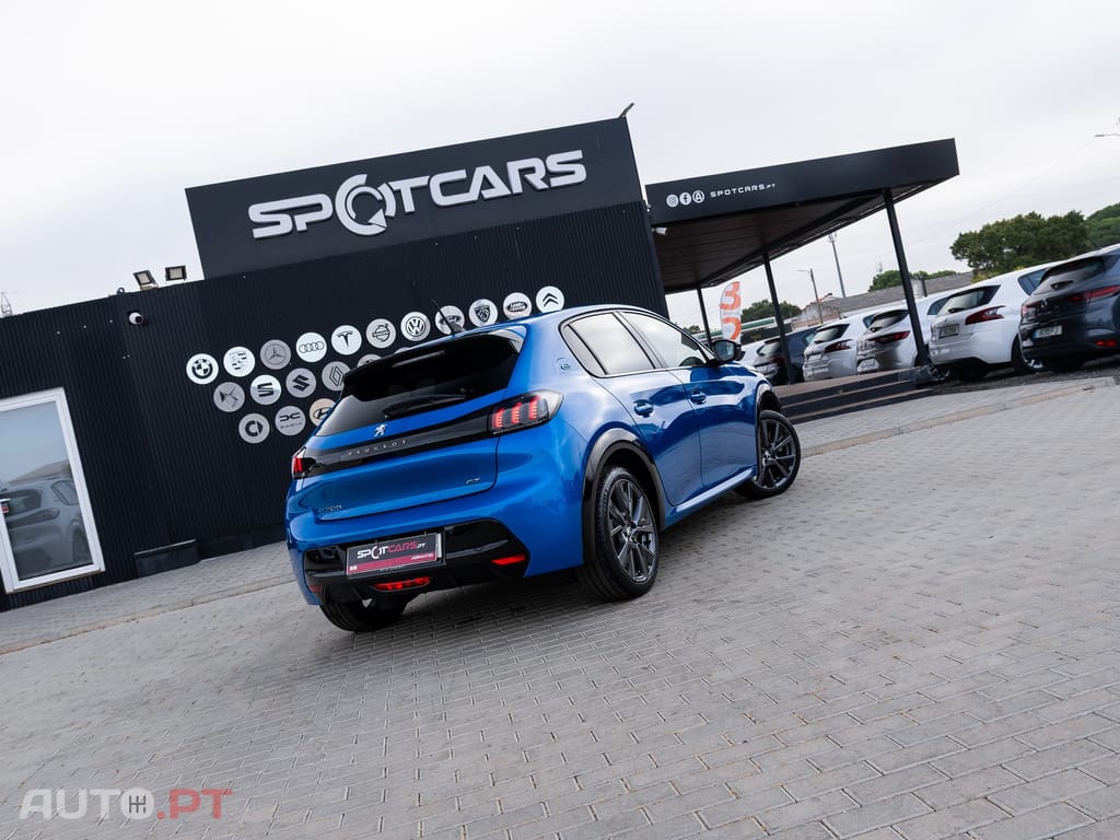 Peugeot E-208 50 kWh GT
