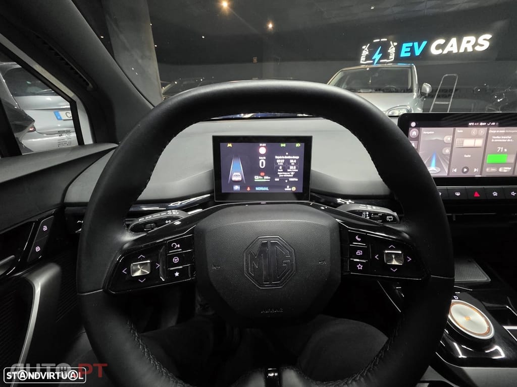 MG MG4 64 kWh Luxury