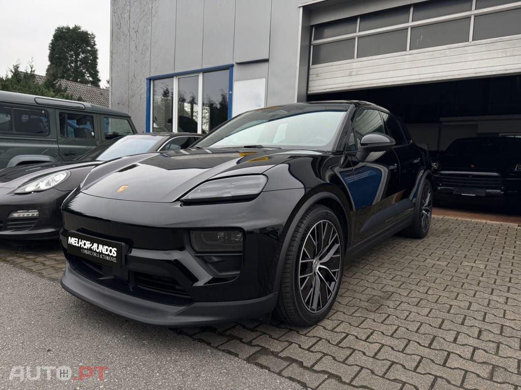 Porsche Macan 4