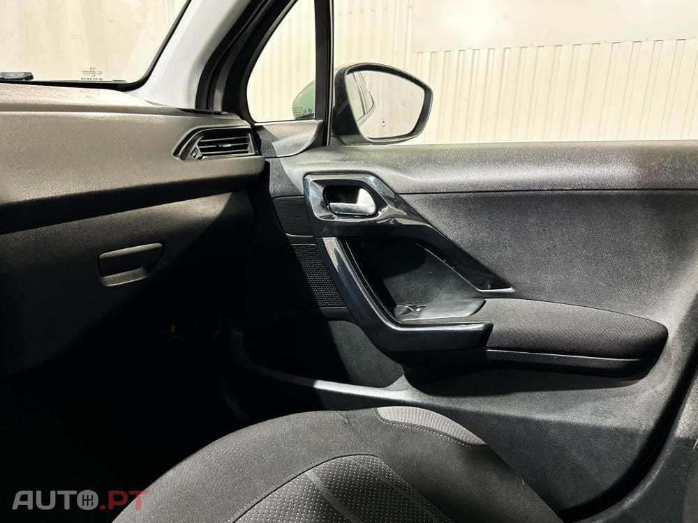 Peugeot 208 1.4 HDi Allure