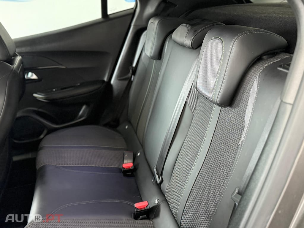 Peugeot 2008 1.5 BlueHDi GT