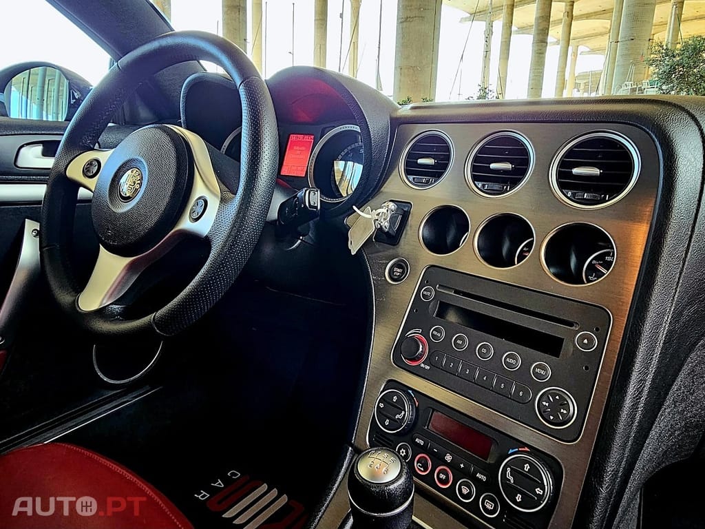 Alfa Romeo Spider 2.2 JTS 16V