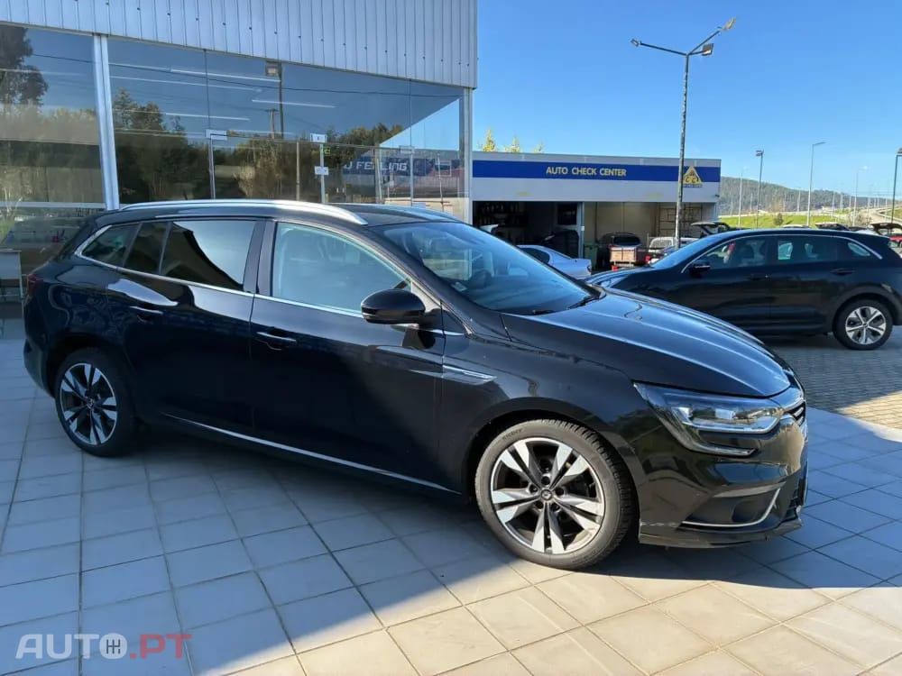 Renault Mégane IV SPORT TOURER 1.5 DCI INTENSE