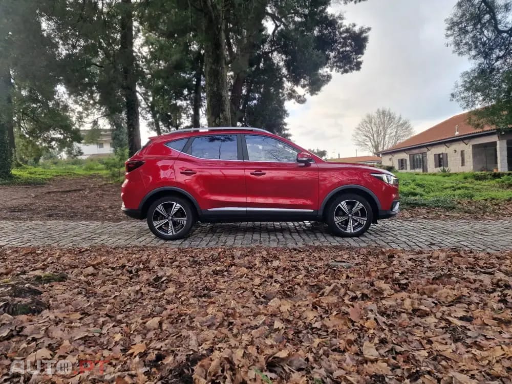 MG ZS Outro