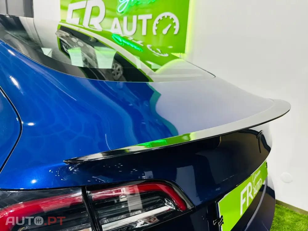 Tesla Model 3 Long Range Tração Traseira