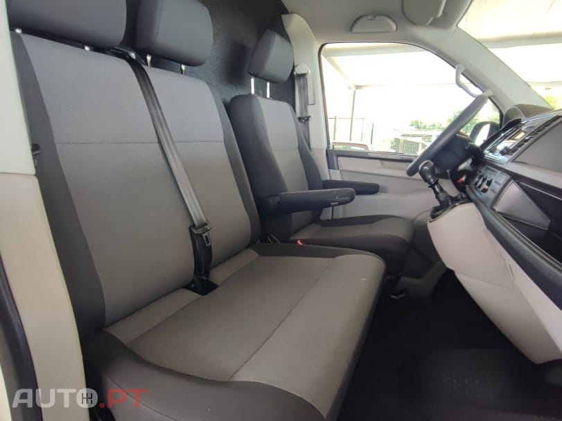 Volkswagen Transporter 2.0 TDI Longo Business