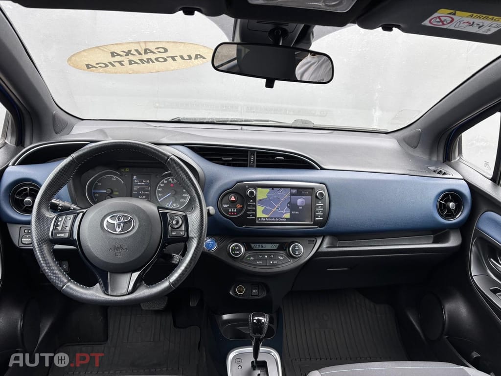 Toyota Yaris 1.5 HSD Confort Plus