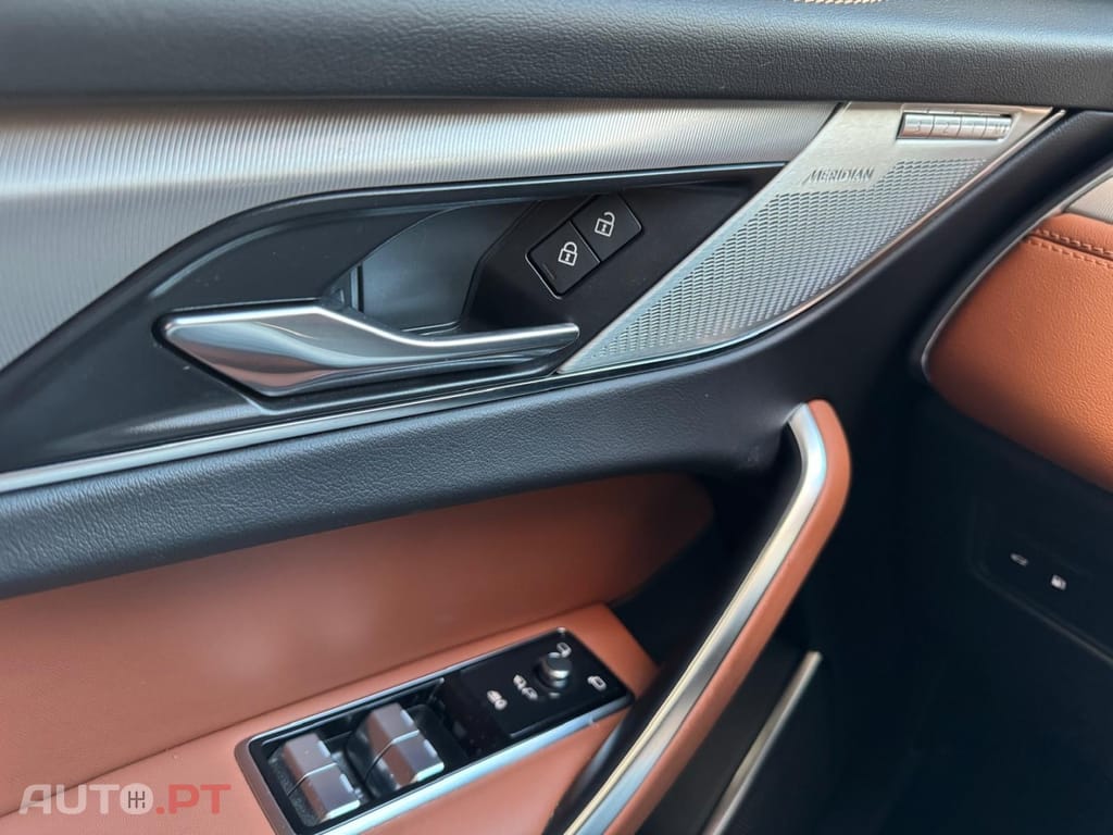 Jaguar F-Pace 3.0 P400 AWD R-DYnamic HSE